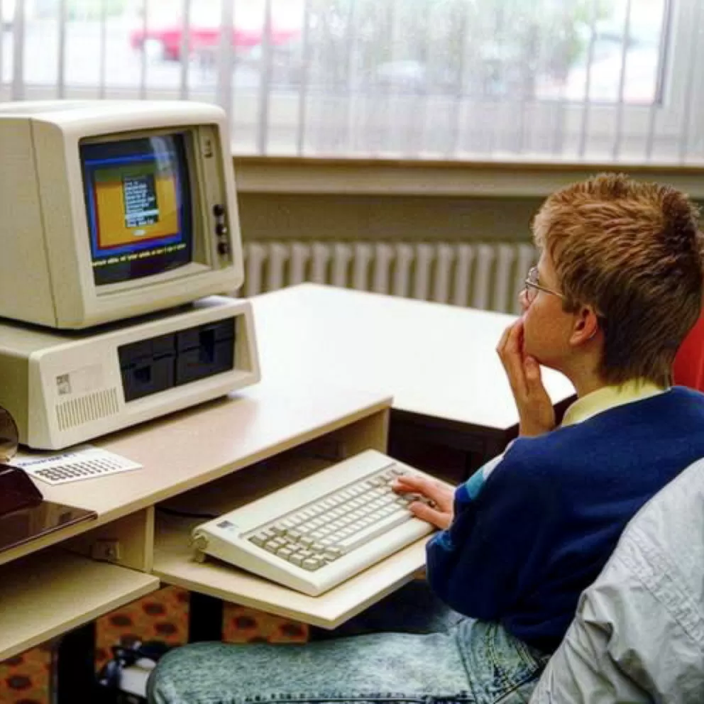 BASE-SUD-BLOG-HISTOIRE-COMMUNICATION-1990